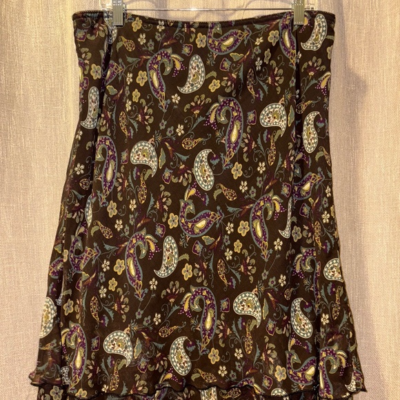 Briggs New York | Multi Color Paisley Tiered Midi Skirt Boho Style | Size PXL - Picture 1 of 6